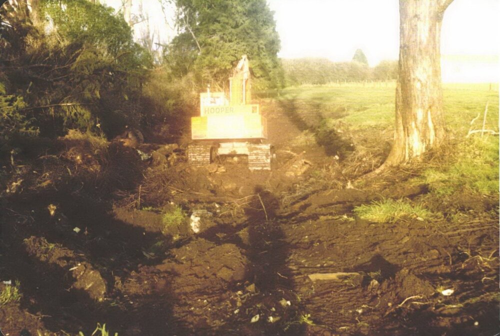 Stanley School - Milling library timber - 1981