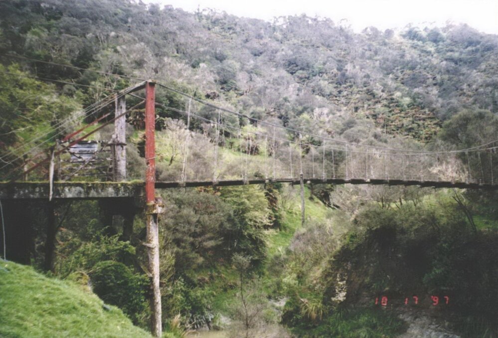 Bridges beyond peg - Whangamōmona Road 1997