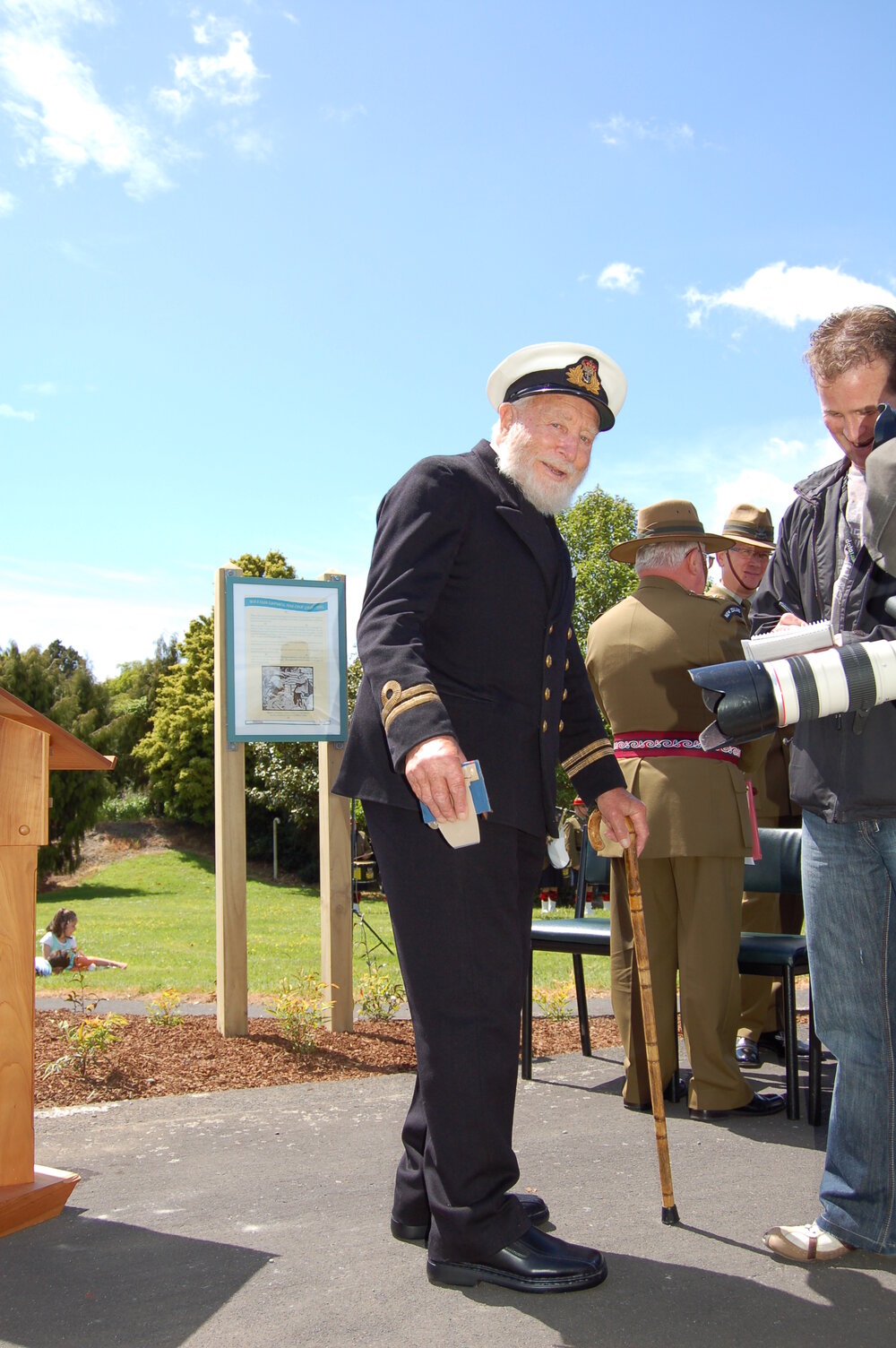 Malone Statue Unveiling 20 November 2011 006