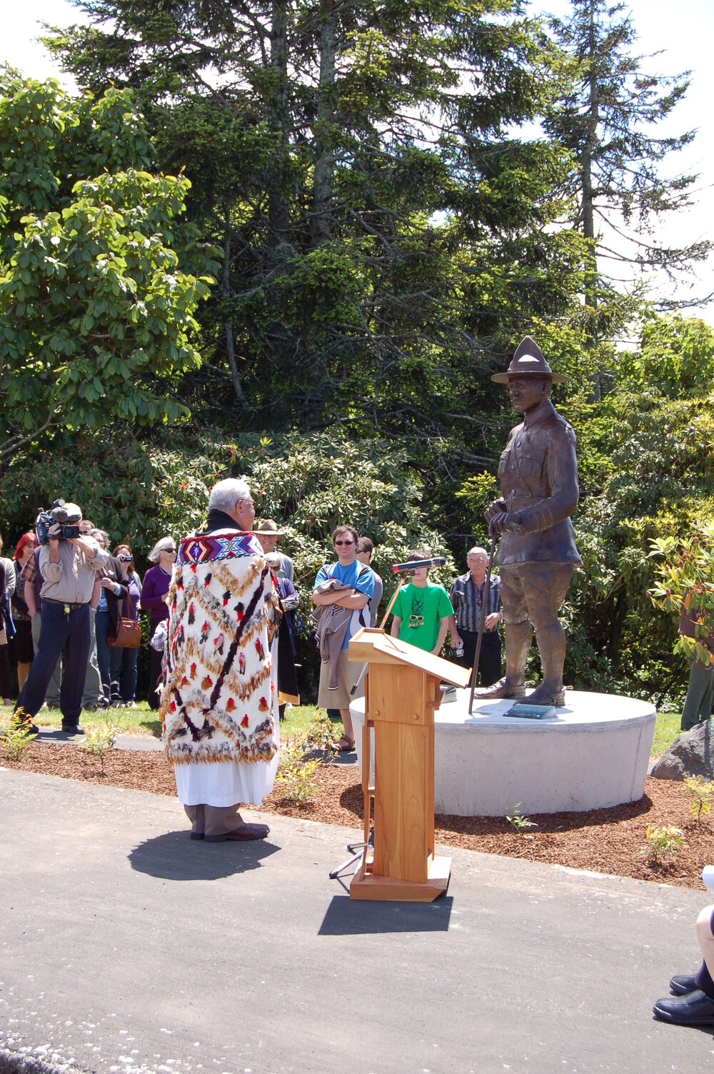Malone Statue Unveiling 20 November 2011 014