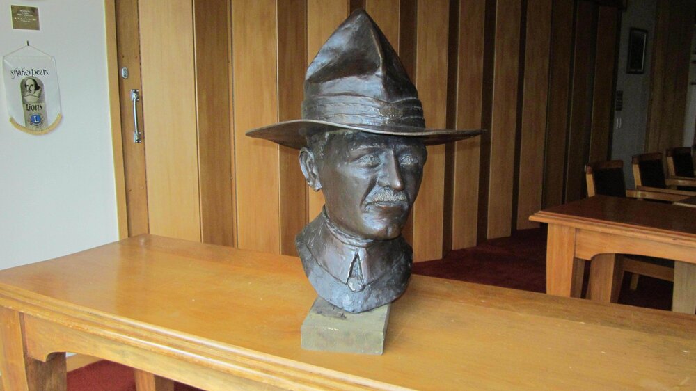 Photo Colonel Malone's Head 04 May 2011 008