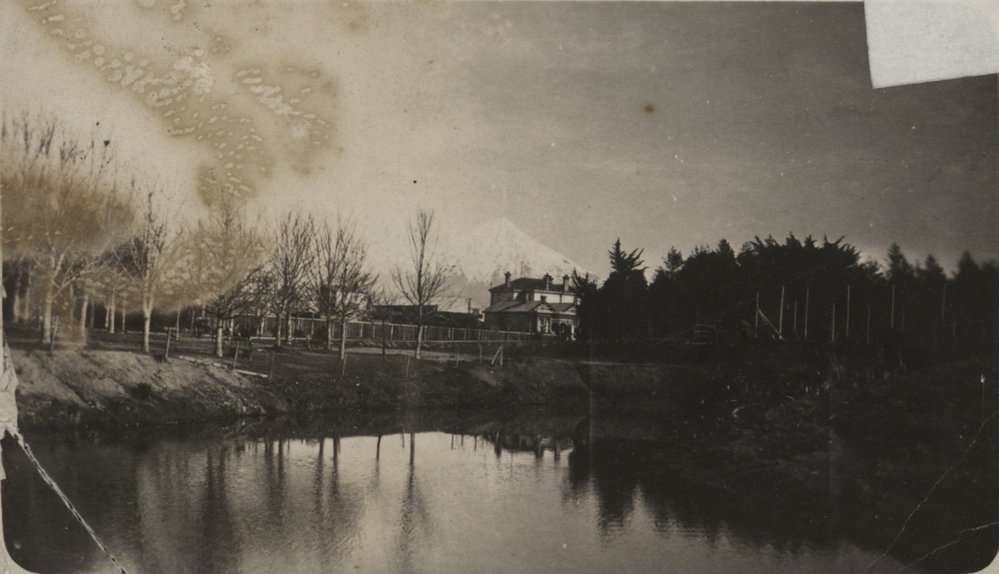 J4448_Box_2_Stratford_Pictorial_History_envelope-0017