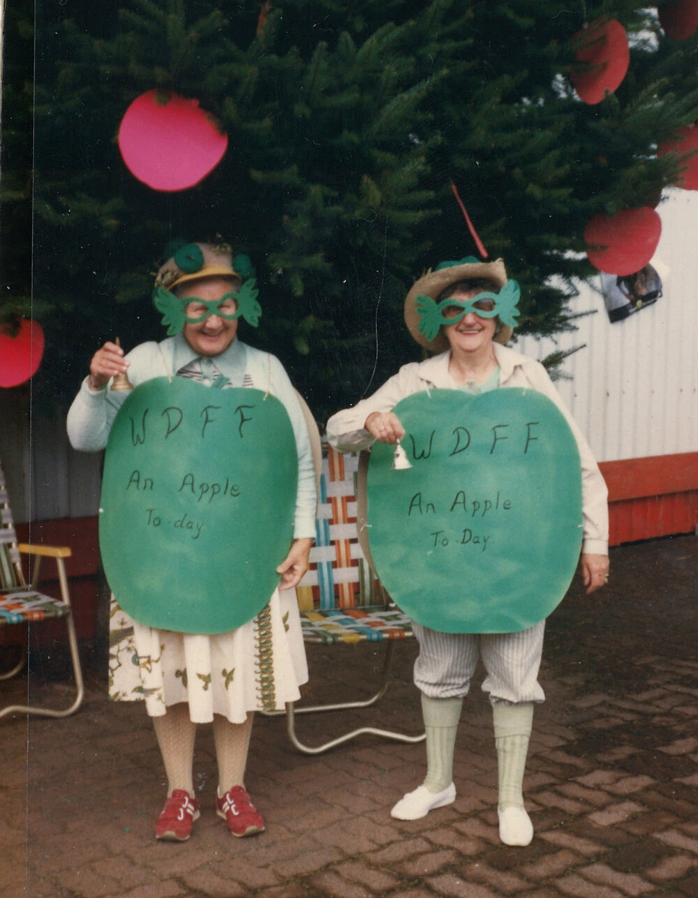 Orchard Crisp Apple Day March 1989