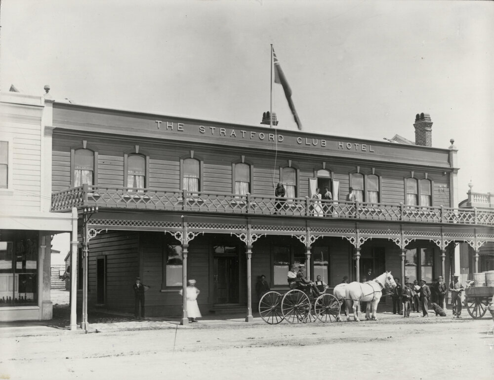 Stratford Club Hotel 