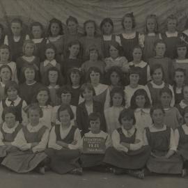 Stratford Primary Standard 3 Girls, 1923