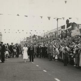 Queen Elizabeth II visits Stratford, 1954 