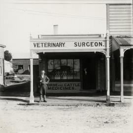 Premises of veterinary surgeon Mr C. H. Earle