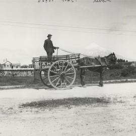 Stratford carrier and coal merchant Allan Trotter Snr, 1912