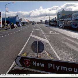 Broadway to North from North Roundabout