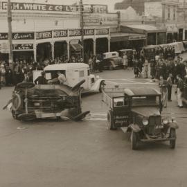 Staged accident on Broadway 